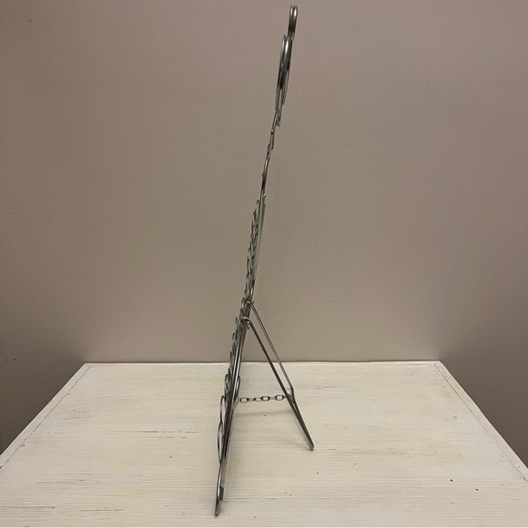 International Silver Co. Wire Christmas Card Holder In Reindeer Shape 18 x 16.5 - Picture 7 of 11